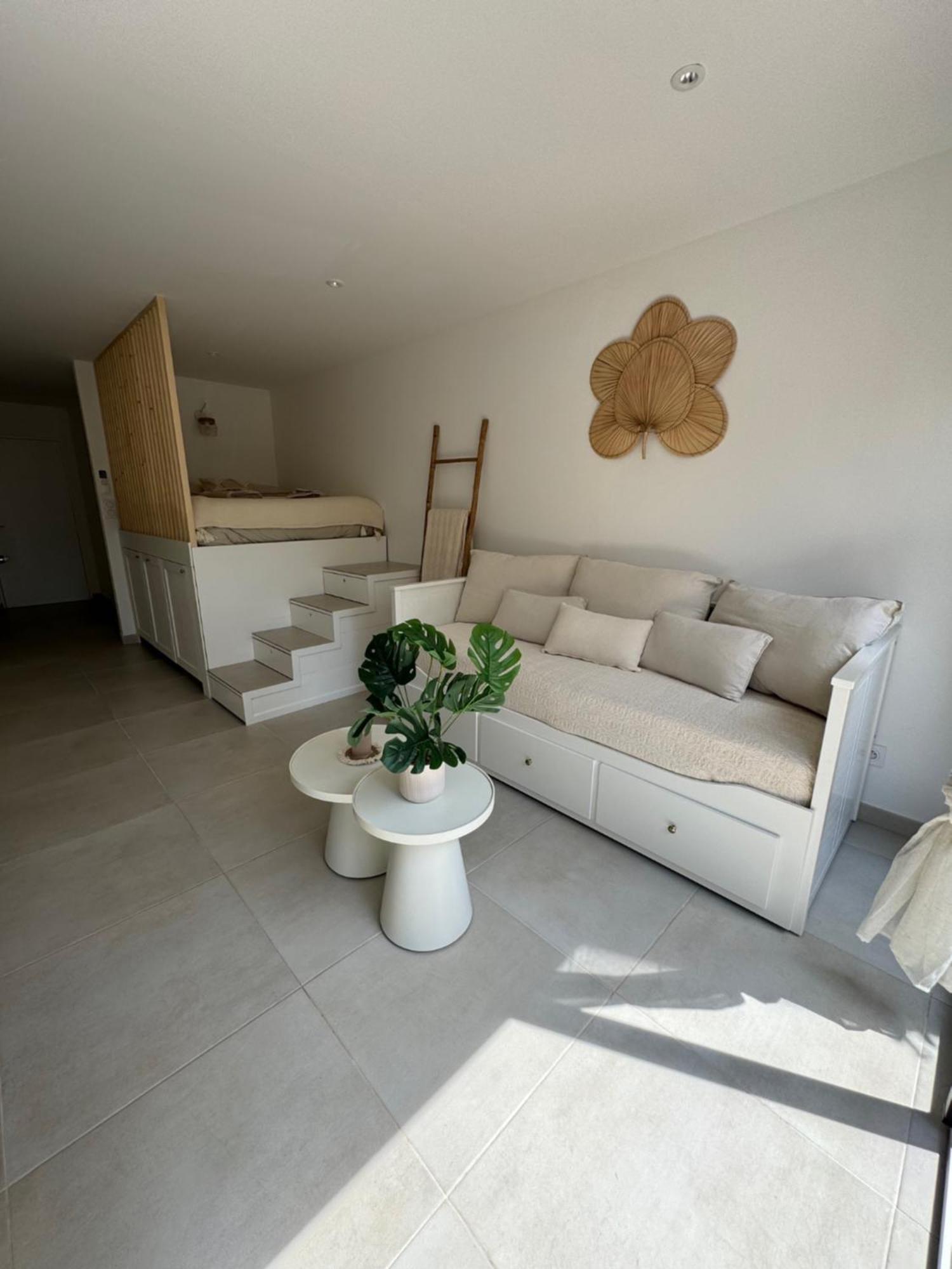 Chez Timmaflo Apartment เฟรฌูส ภายนอก รูปภาพ