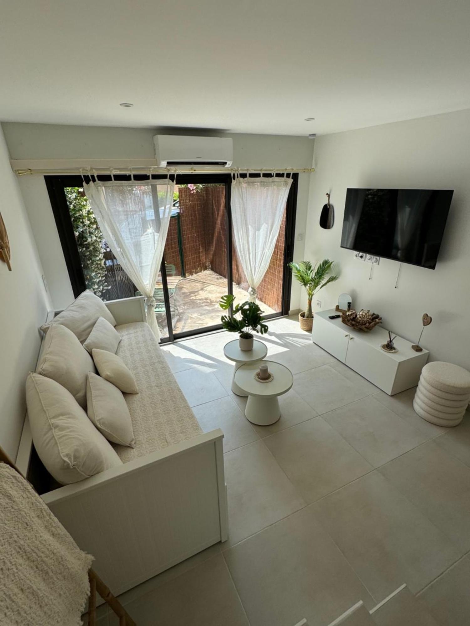 Chez Timmaflo Apartment เฟรฌูส ภายนอก รูปภาพ