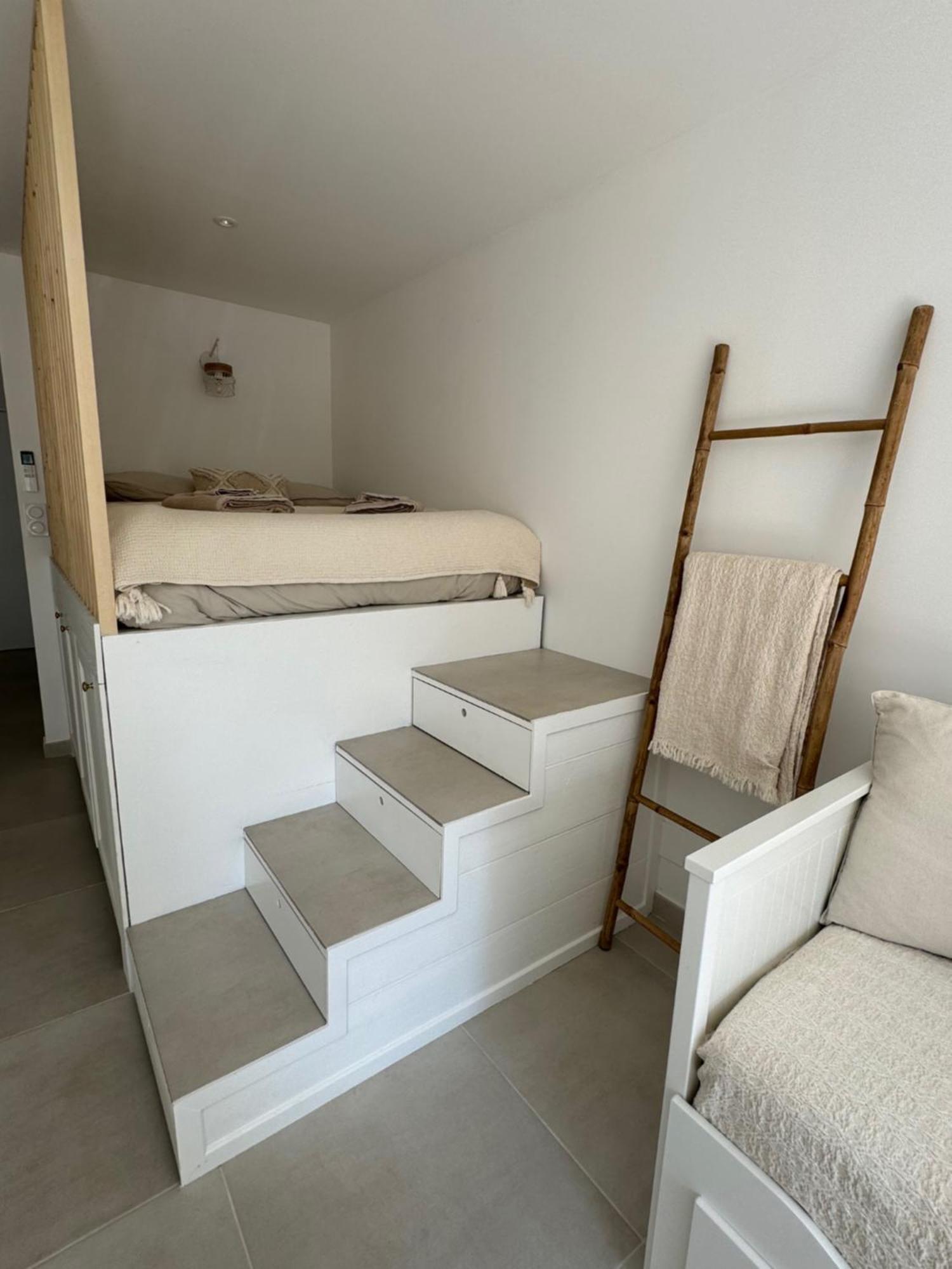Chez Timmaflo Apartment เฟรฌูส ภายนอก รูปภาพ