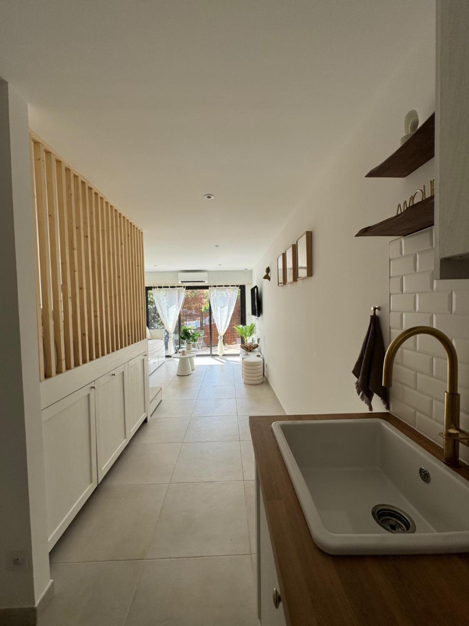 Chez Timmaflo Apartment เฟรฌูส ภายนอก รูปภาพ